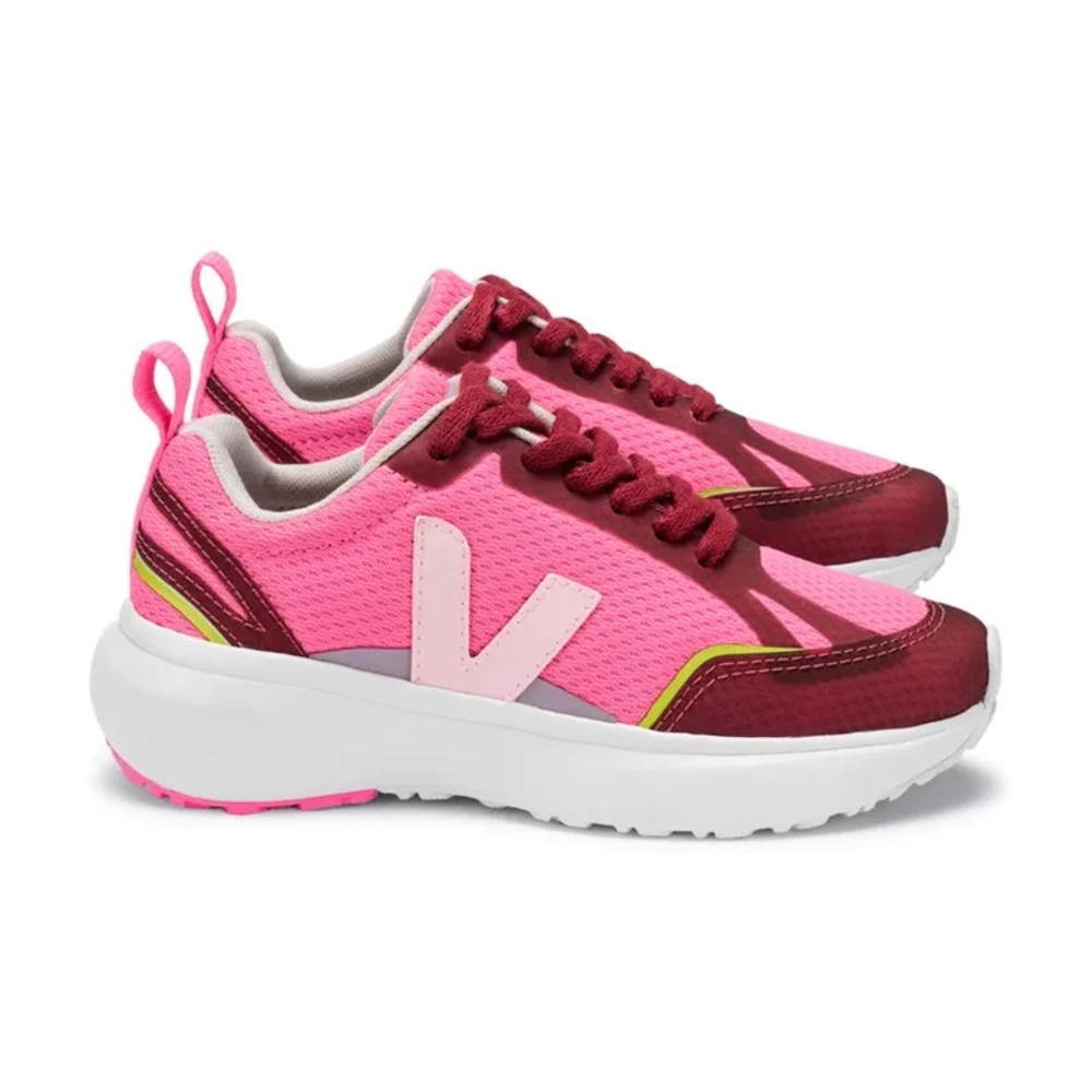 VEJA Kids Canary Mesh Running Sneakers in Pink Size US 3